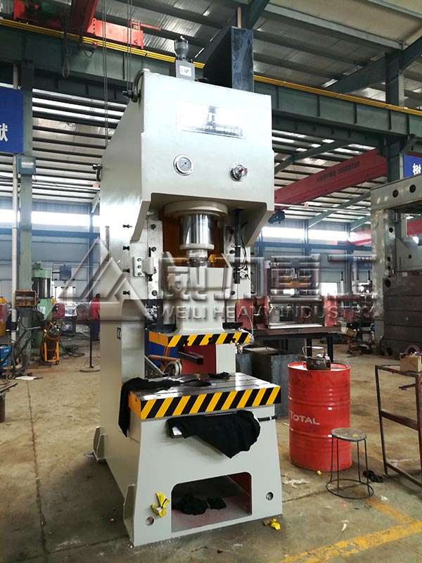 125噸多功能拉伸液壓沖床