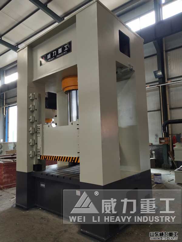 閉式框架式液壓沖床